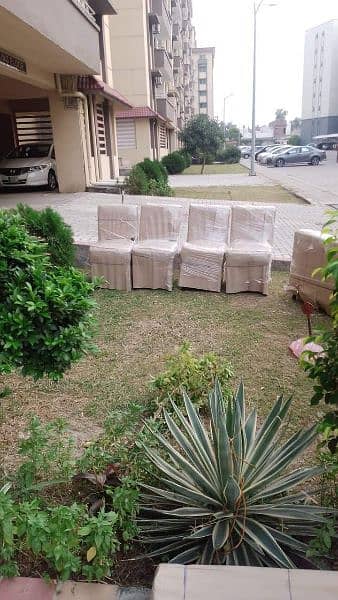 Fast Packers and Movers 1