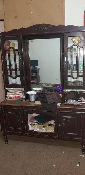 Dressing Table For Sell 4