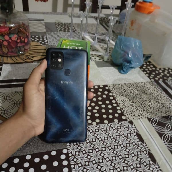 Infinix hot 10 64/4 condition 10/9.5 urgent sell 3