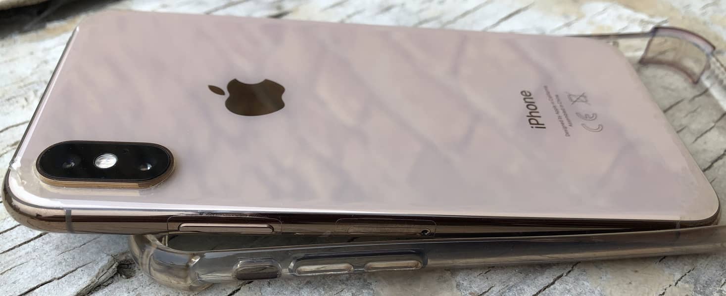 Iphone XS Gold 1