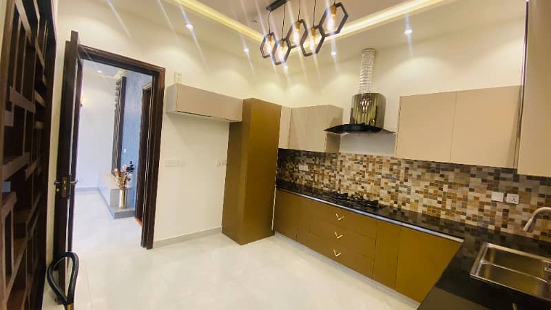 Most Luxurious 7 Marla Stunning Home Is Available For Rent In Dha Phase 6, Lahore. 20