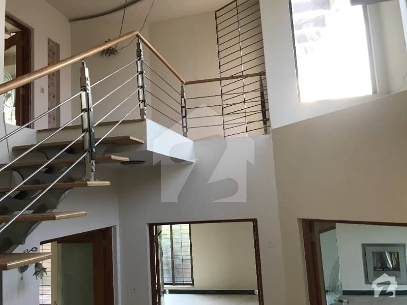 1 Kanal Most Amazing House For Rent In Dha Phase 5 Lahore 23