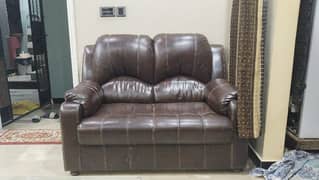 Big size 6 seater Sofa for sell near Mosamyat Uni Road Karachi