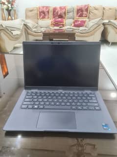 Laptop Dell latitude 7420 i5 11th gen FHD