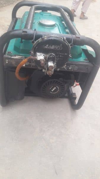 2.5 KVA generator for urgent sale at Shahfaisal colony 1