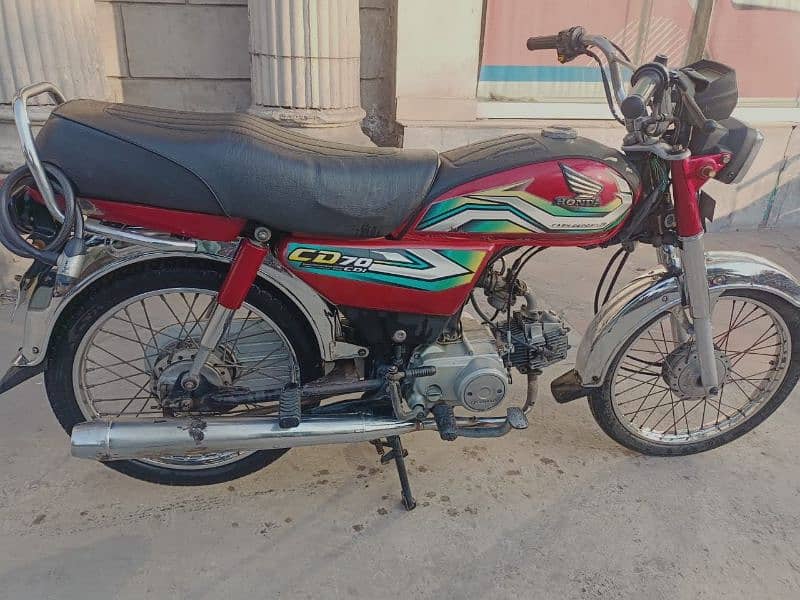 Honda 70 One Hand Used for Sale 75000 only 2