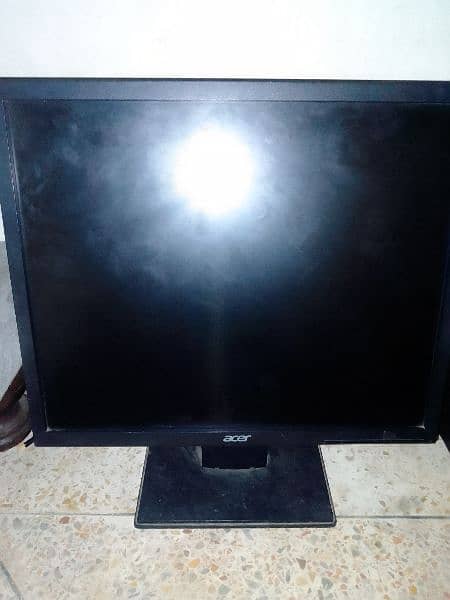 Acer LCD monitor 0