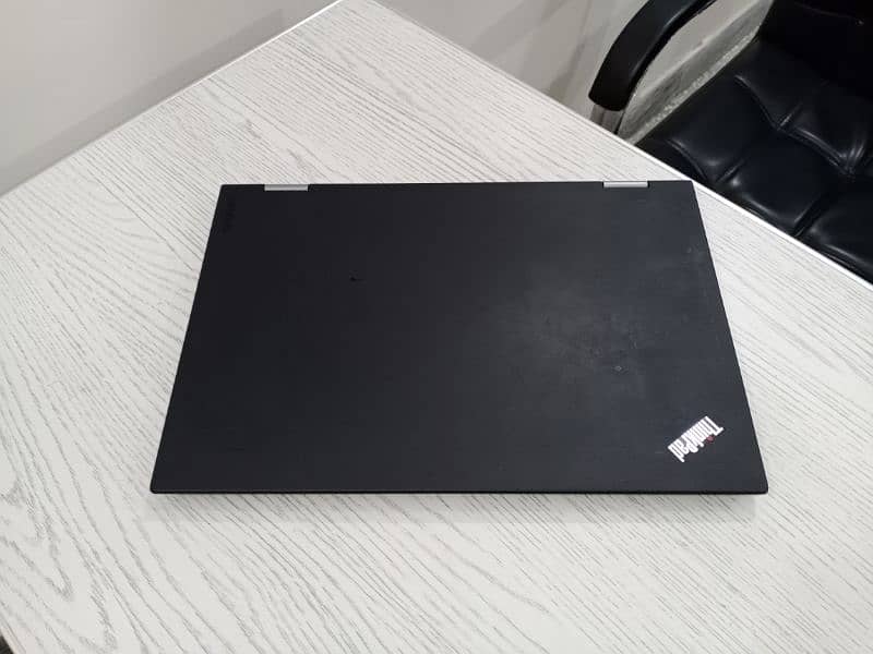 Lenovo Thinkpad x1 yoga core i7 7th gen 14 inch 2k touch screen x360 0