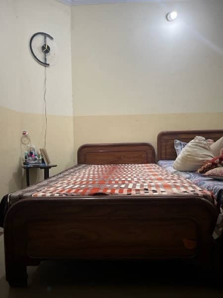 01 Single bed with mattress 1