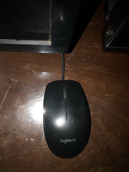 gaming computer full set with keyboard and mouse urgent sell 2