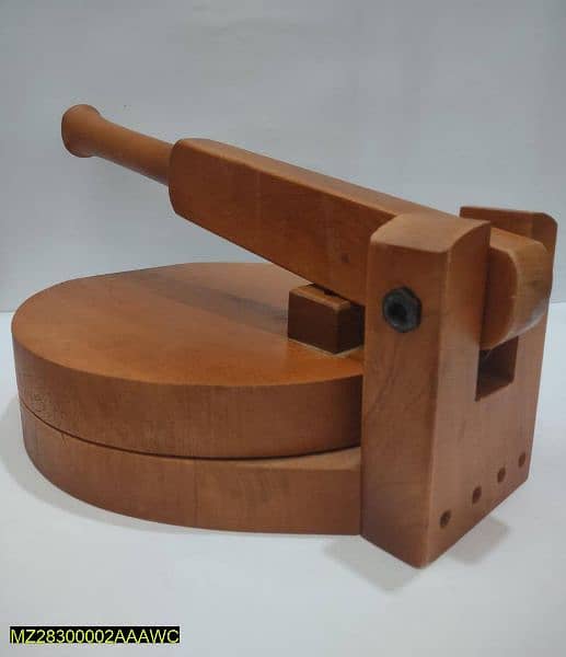 wooden roti maker 1