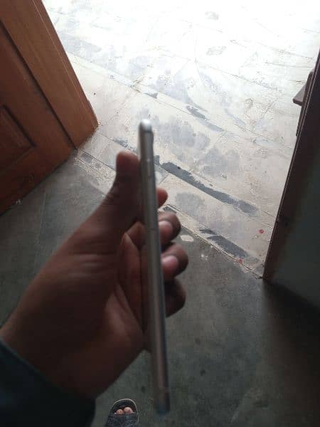 iPhone 8plus for sell 3