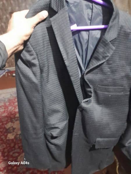 3 piece suits very less used need to sell urgent 1