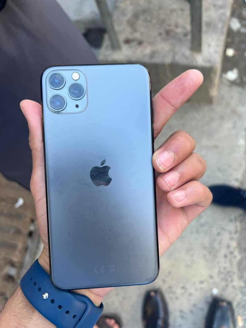 Iphone 11 pro max for sell Non-PTA 0