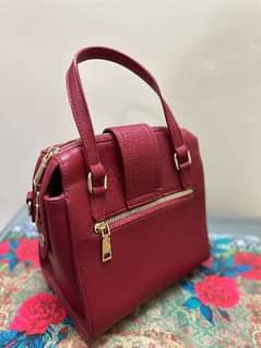 Limelight Women Handbag