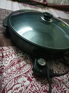 ELECTRIC NON-STICK LARGE SIZED PAN, 40CM WIDE