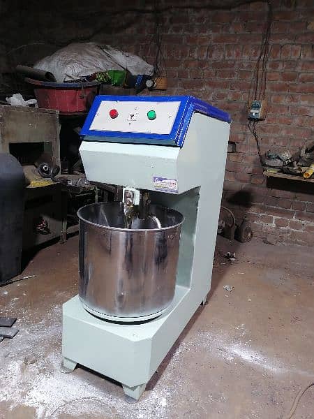 Pizza Dough Mixer Machine, Dough Mixer, Dough gundnay wali machine. 0