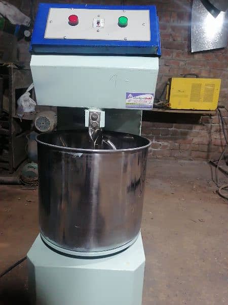 Pizza Dough Mixer Machine, Dough Mixer, Dough gundnay wali machine. 1