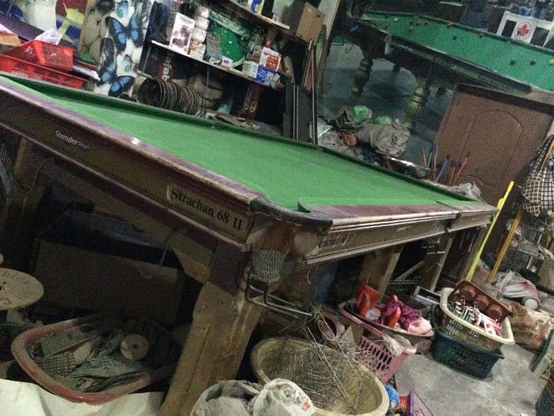 Snooker table 17