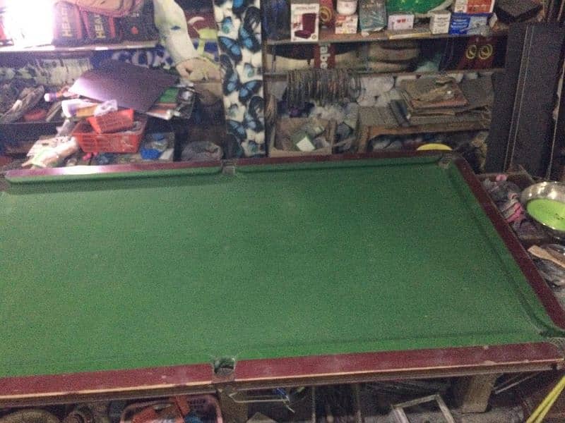 Snooker table 18
