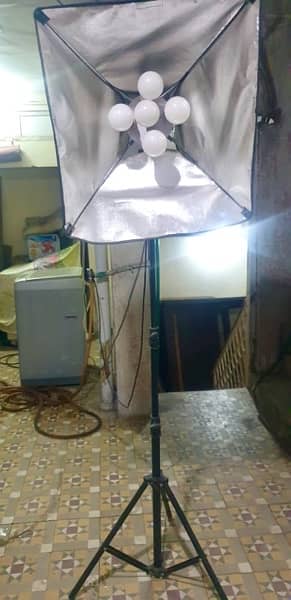 5 in 1 lights stand 3