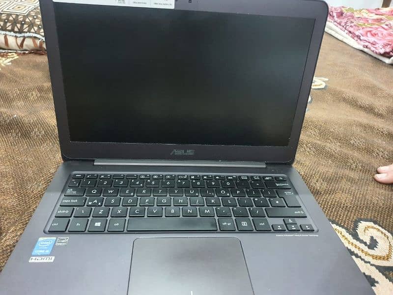 Asus ZenBook core m5 0