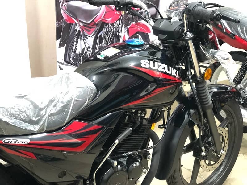 SUZUKI GR 150 2024 BRAND NEW AVAILABLE ON THE SPOT WITH PACAKGE 0