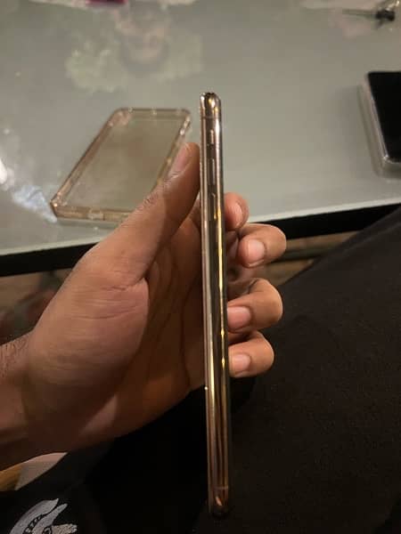 iphone xs Max 256 GB PTA APPROVED 4