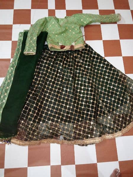 green lahnga for sale 10 To 12 age 0