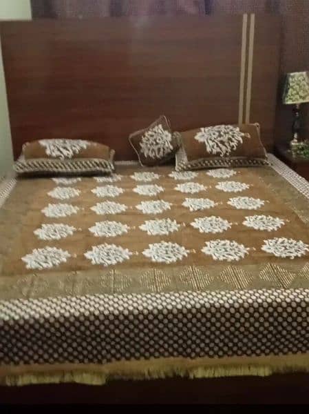 pure wooden Bed King size Box style . Used only 15 to 20 days 0