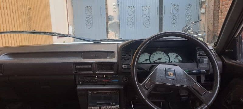 Toyota 86 1986 6