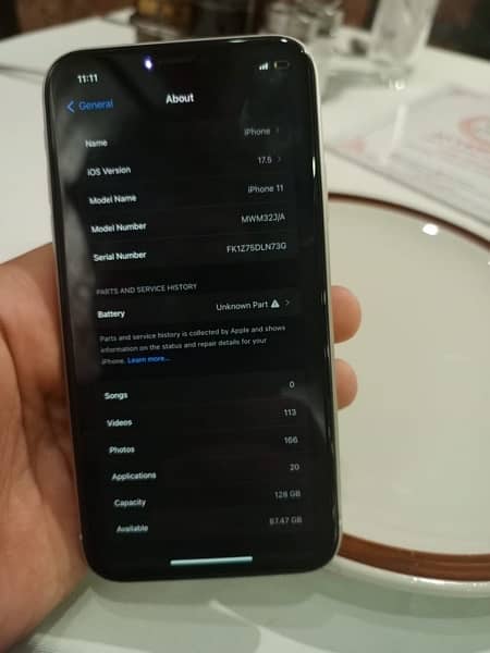iPhone 11 128gb pta approved 5