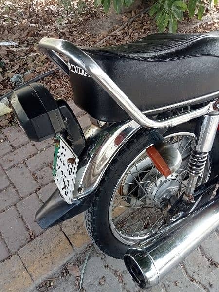 Honda 125 new bike just home use only one hand 7