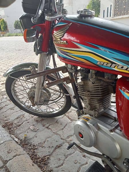 Honda 125 new bike just home use only one hand 9