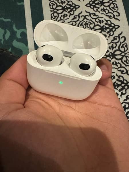 Apple aipods 3 2