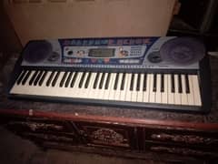 Yamaha keyboard piano PSR 260 0