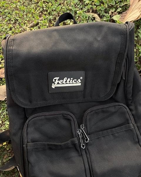 Feltics backpack 3