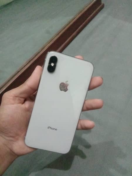 iPhone X non pta 256gb only contact on whatsapp 1