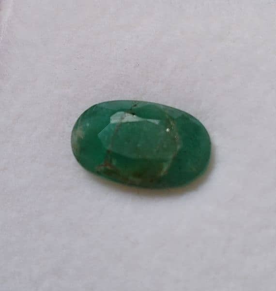 Natural swat valley Emerald gemstone 3