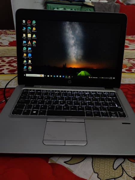 HP laptop 8/256 SSD 4k resolution best for professional use 1