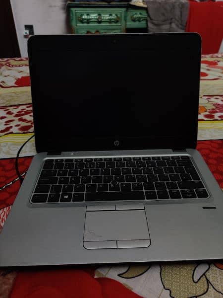 HP laptop 8/256 SSD 4k resolution best for professional use 2