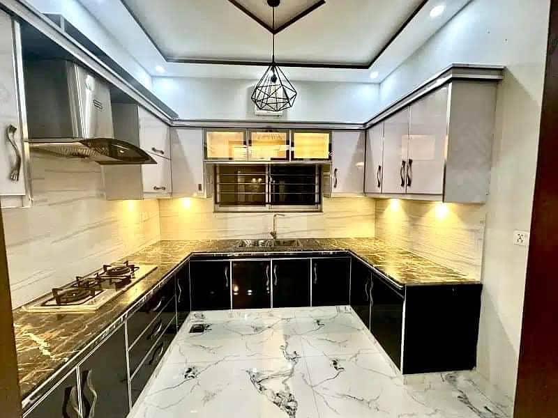10 Marla luxury house available for sale in johar block sector F bahria town lahore 3