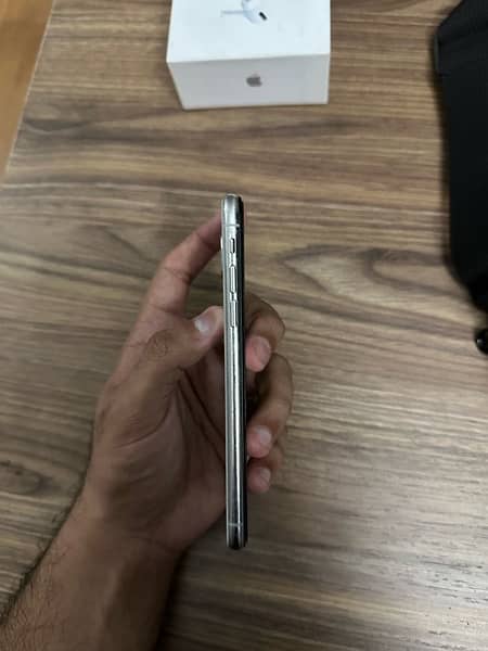 IPHONE XS PTA APPROVED 4