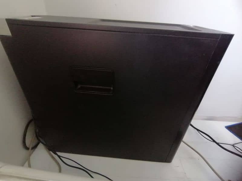 Mid range best Dell Precision T3600 gaming pc 3