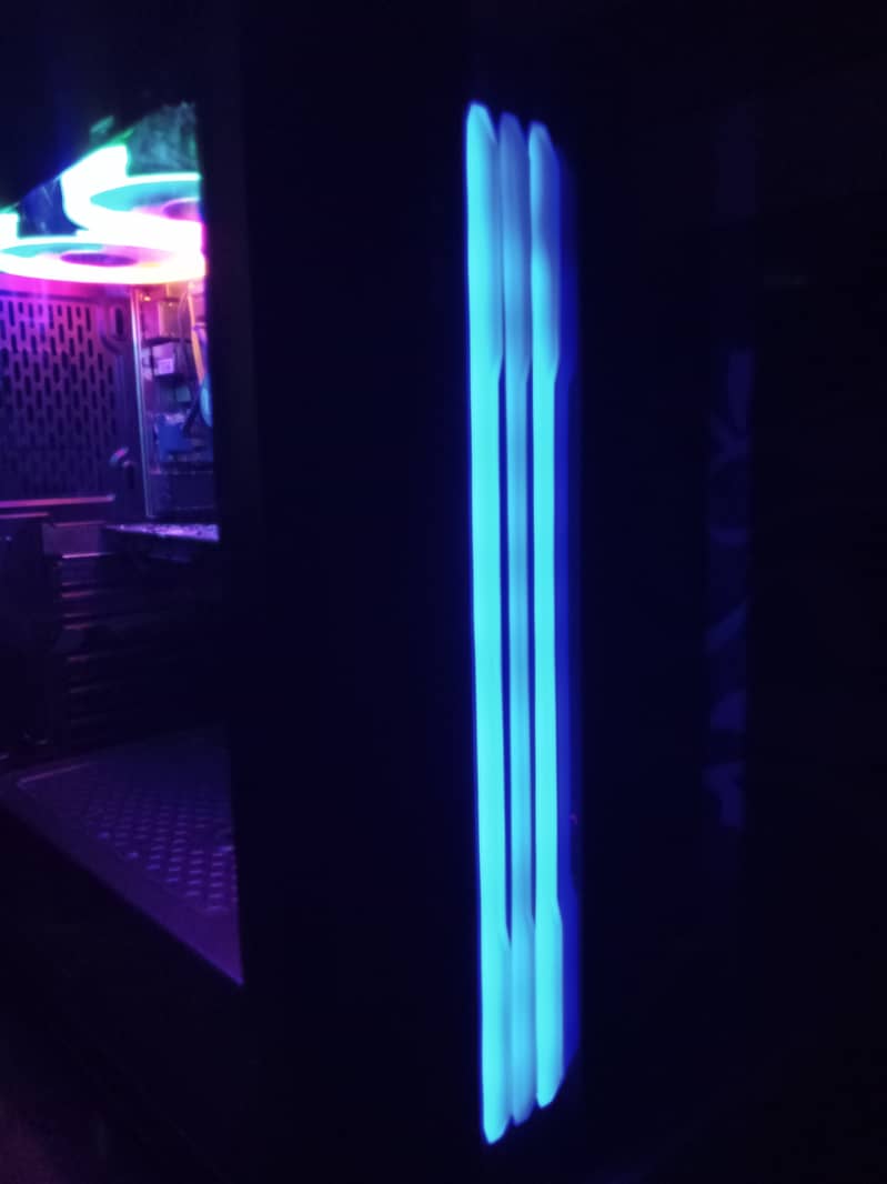 RGB Gaming Pc in Low Budget Minimum In Use Like New 2