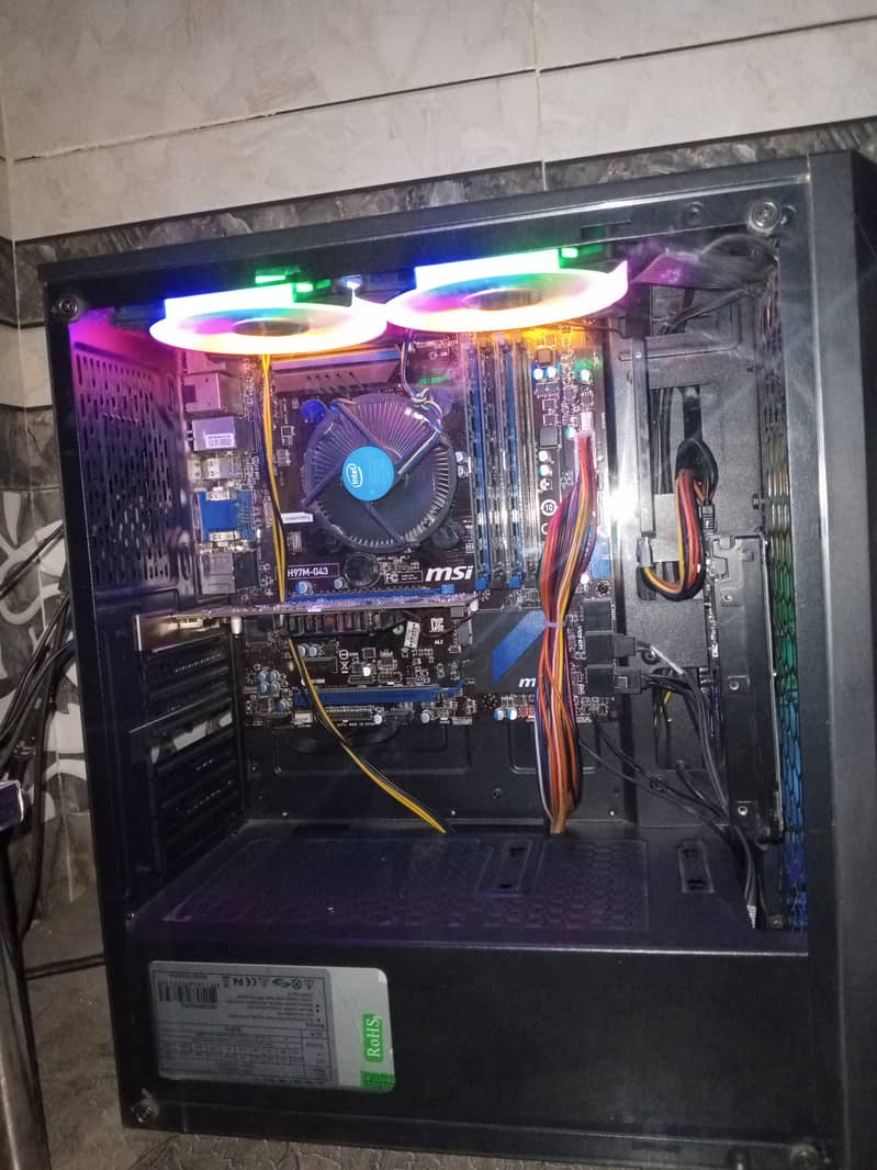 RGB Gaming Pc in Low Budget Urgent 15