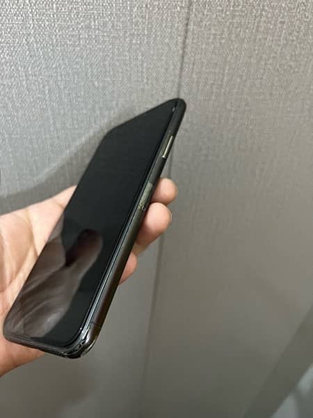 iphone 11 pro max 256GB PTA approved 3