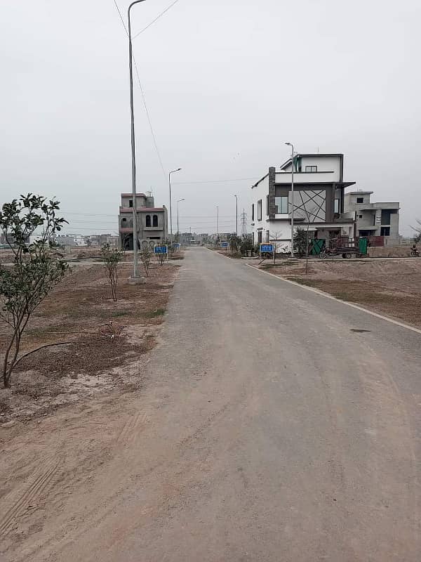 5 Marla Plot For Sale Reasonable Price As Per Your Budget In Park View City Lahore 0