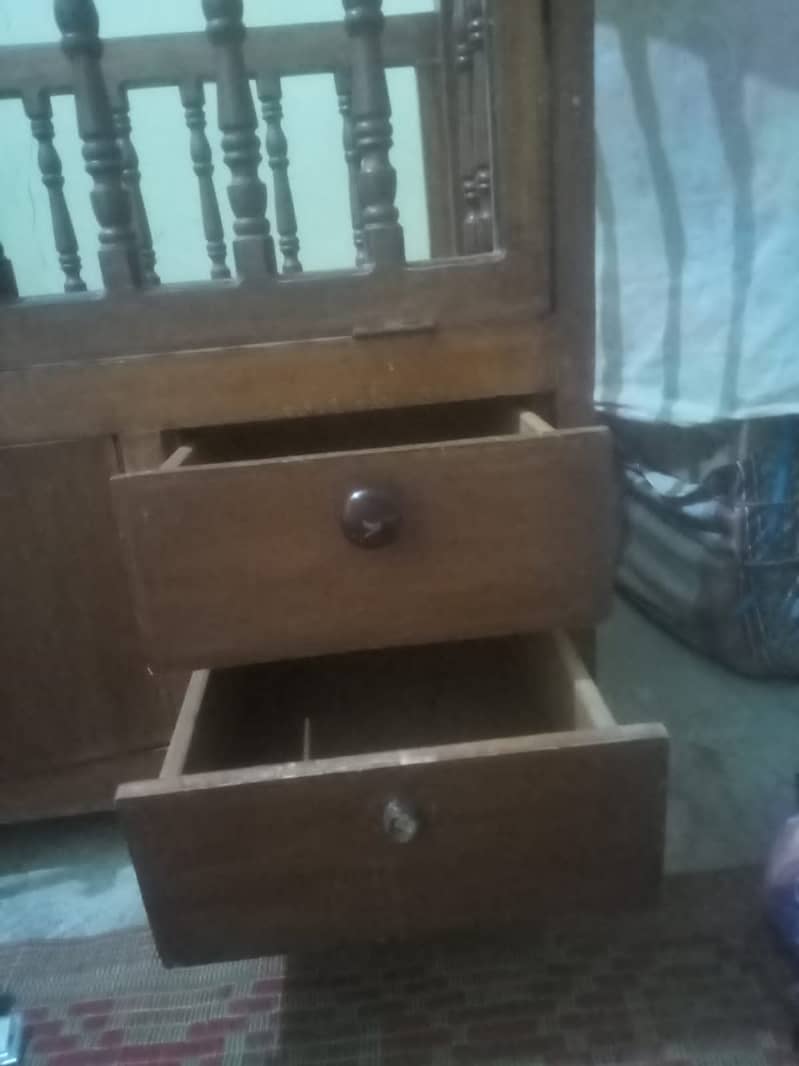 I'm selling baby Cott made purely  Tari wood 10/10 RS. 30000. . . 2