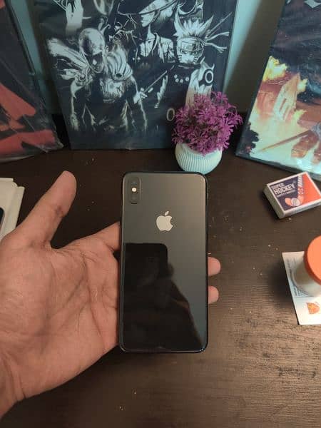 Iphone XS MAX 256 GB PTA APPROVED 3